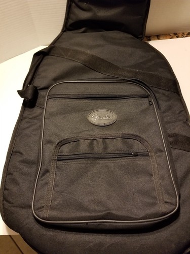 Fender Deluxe Padded Guitar  Bag Soft Case
