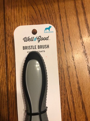 Well & Good Bristle Brush For All Coats For Dogs Ships N 24h