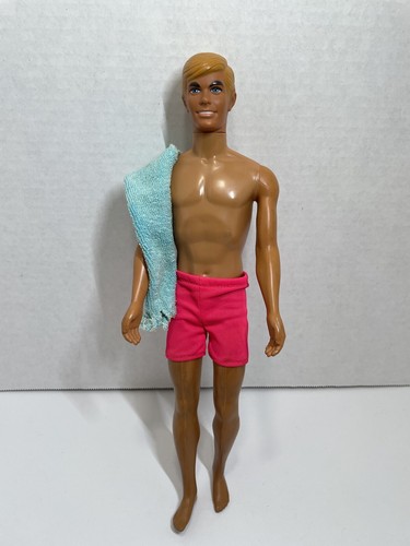 Vintage 1971 Sun Set Malibu Ken Doll #1088 Red Shorts blue