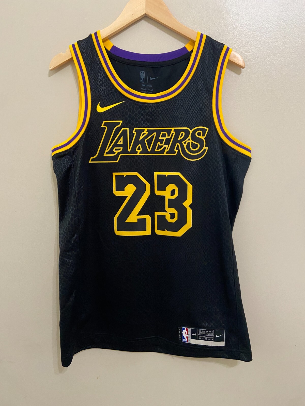Nike NBA Lebron James #23 Jersey LA Lakers Nike NBA Lebron James #23 Jersey LA Lakers