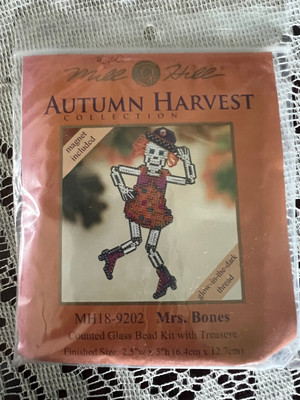 Mill Hill  Autumn Bead kit- MH18-9202- Mrs. Bones
