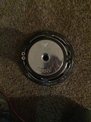 M/A DUAL COIL 600 watts SUBWOOFER