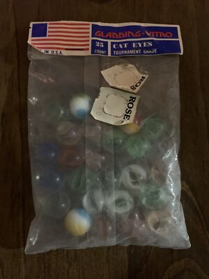 VINTAGE GLADDING VITRO AGATE CO. 25 COUNT BAG OF CAGED/FINGERED CAT EYES MARBLES