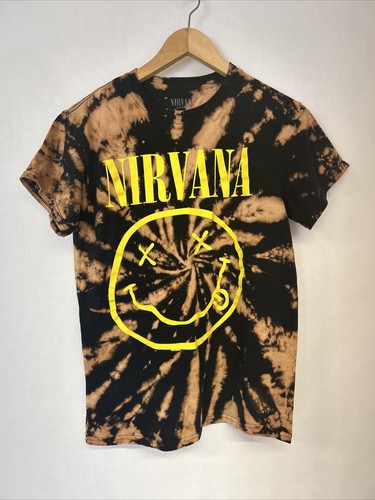 【SATIIIZ】Dino Nirvana Bleach Short Sleeve T-Shirt SATIIIZ】Dino Nirvana Bleach Short Sleeve T-Shirt (SATiiiZ/T