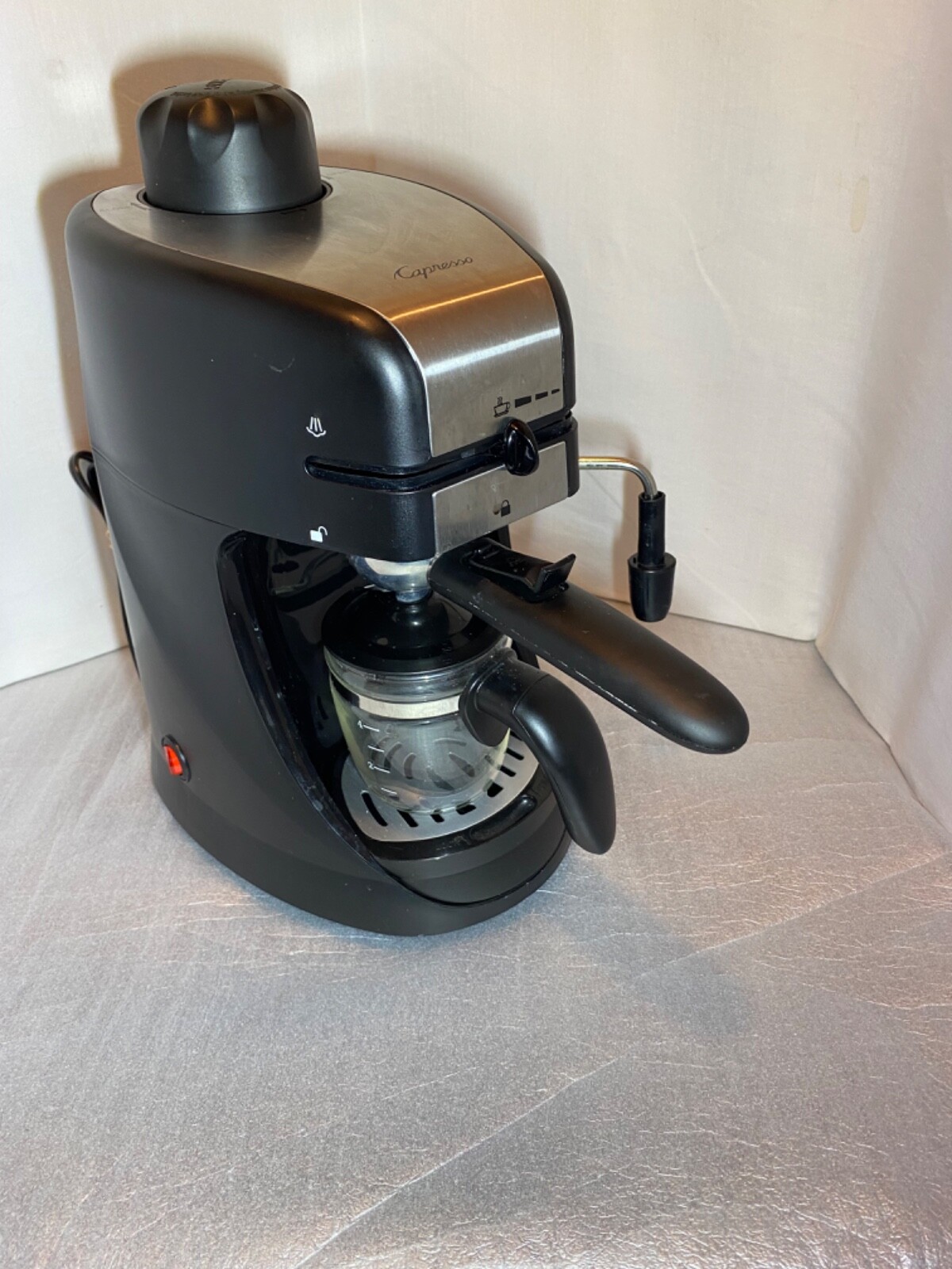 CAPRESSO STEAM PRO 304 ESPRESSO AND CAPPUCCINO MACHINE. 4