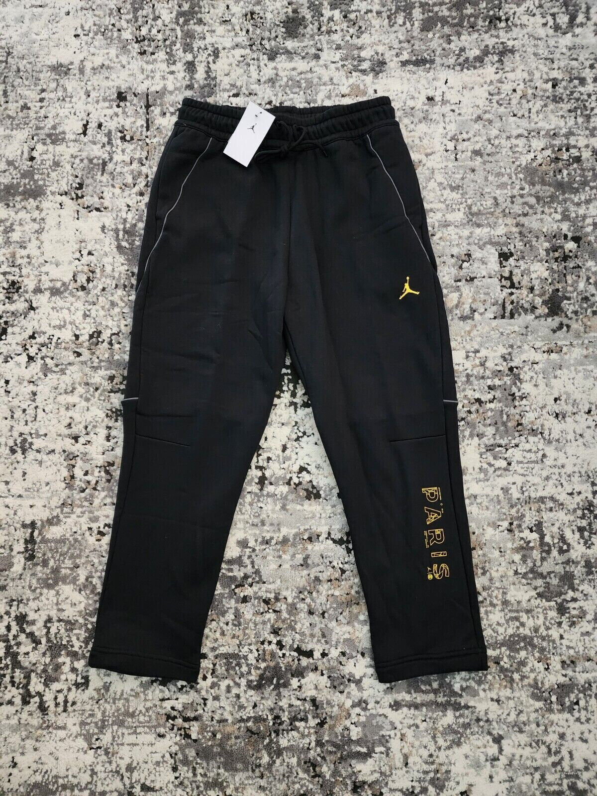 Nike Air Jordan x PSG Paris Saint-Germain Fleece Jogger Size Nike Air Jordan x PSG Paris Saint-Germain Fleece Jogger Size