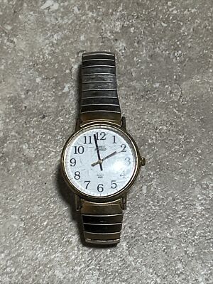 Vintage Men's Timex Indiglo WR30M Silver Tone Day Date Dial Quartz Watch CR2016