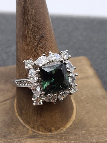 Nice Signed ESPO .925 Sterling Silver & Green & Clear CZ