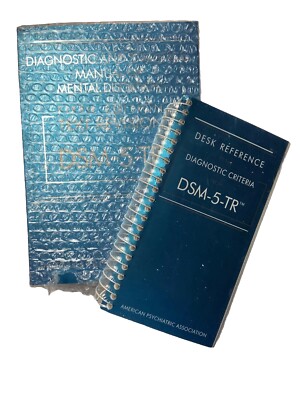 DSM-5-TR Plus DSM-5-TR Desk Reference Bundle by American Psychiatric Association