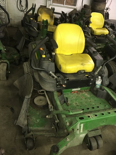 John Deere Z950M 60” Zero Turn Mower 1087hrs