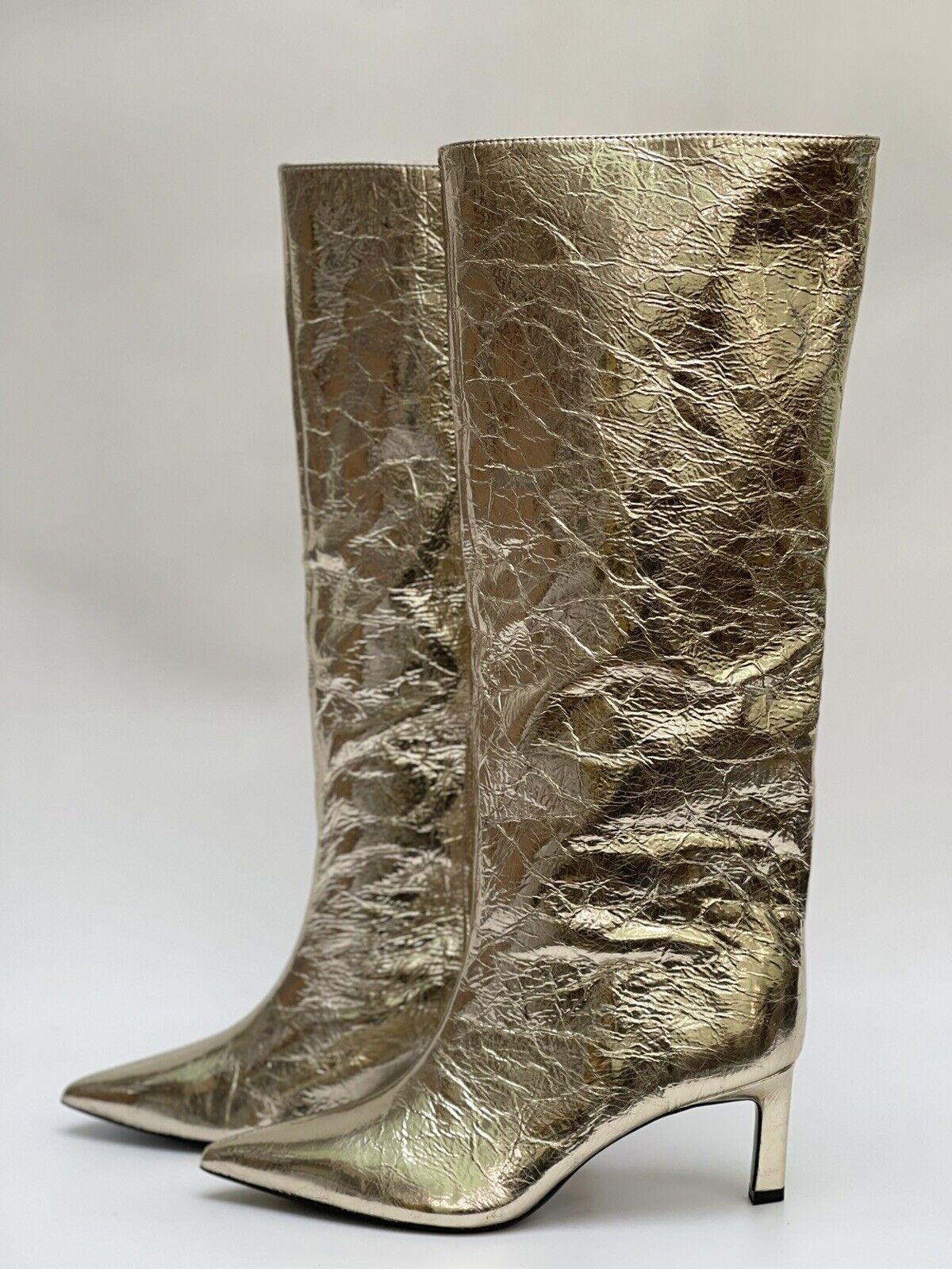 Zara FW24 Golden Metallic High Heel Boots Size UK6 EUR39 US8 Ref 3009 210 Zara FW24 Golden Metallic High Heel Boots Size UK6 EUR39 US8 Ref 3009 210