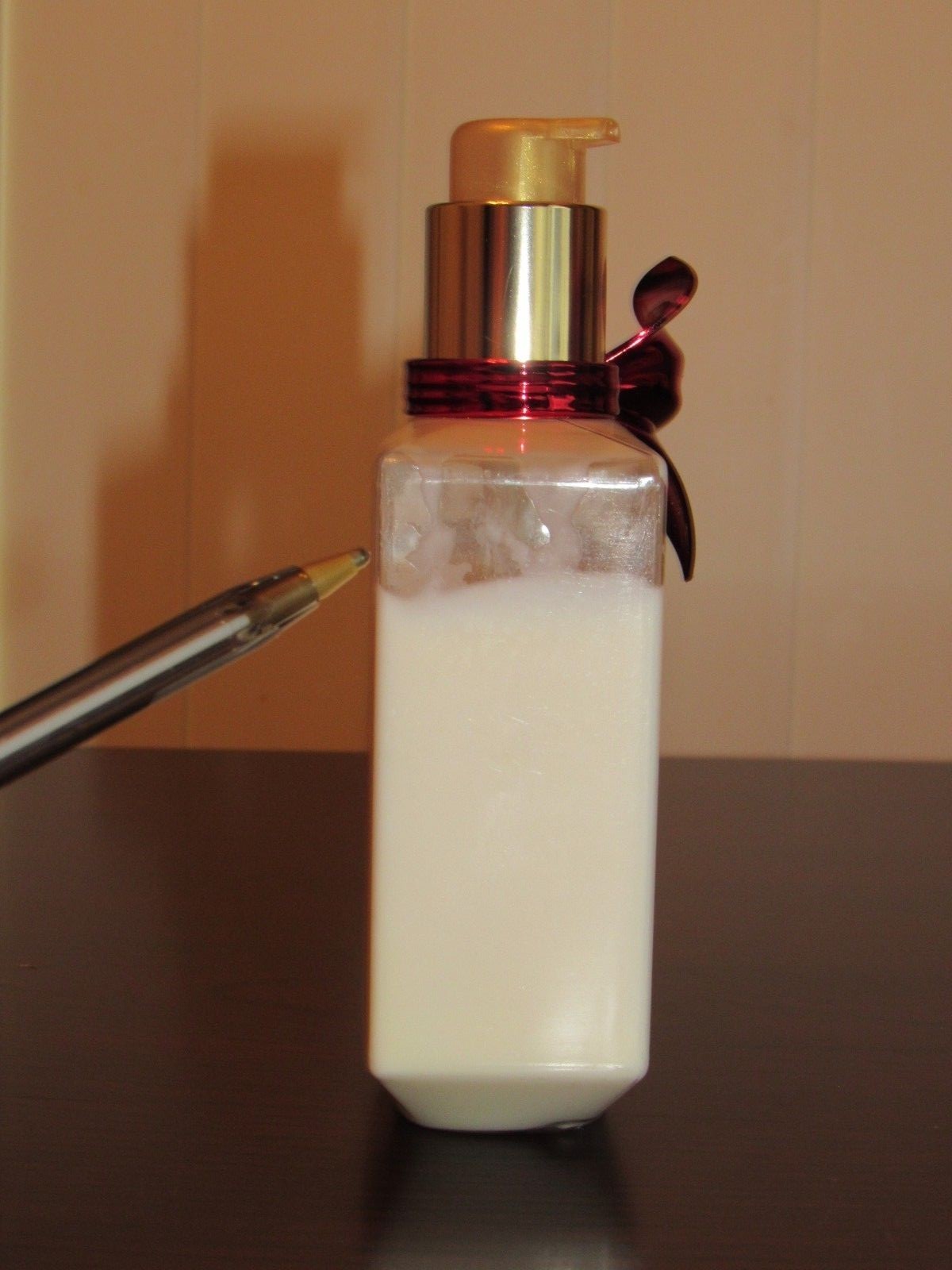 Bath And Body Works Forever Red Body Lotion 10 oz. Pump Bottle