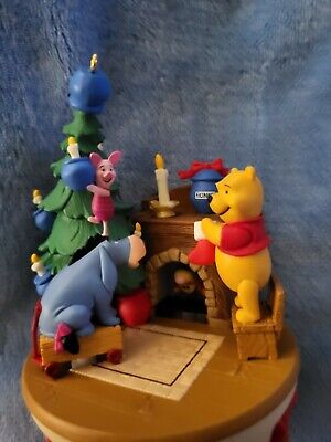 NEW ~ Hallmark Keepsake Music Box Ornament 2005 ~ Winnie the Pooh ~ Disney NWT
