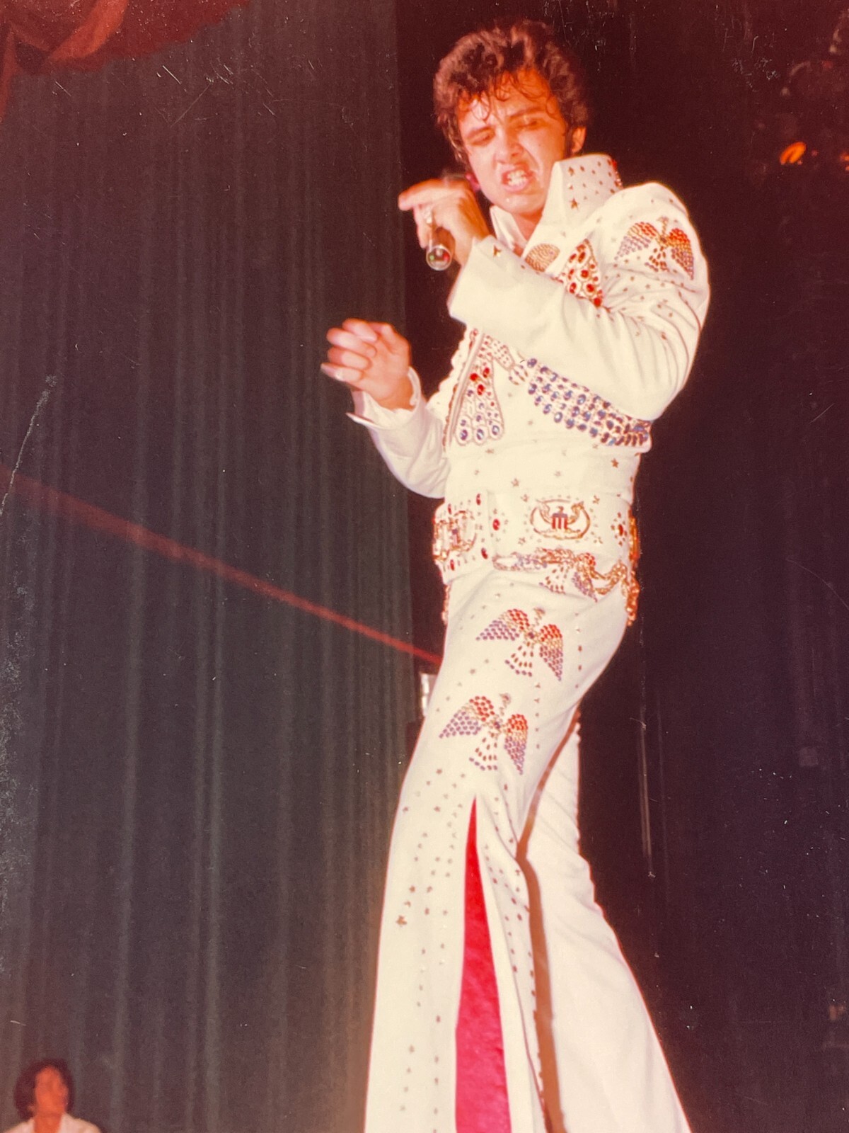 Queen Ⅱ / Elvis Presley Amazon.com: Midsouth Products Elvis Presley Swinging Legs