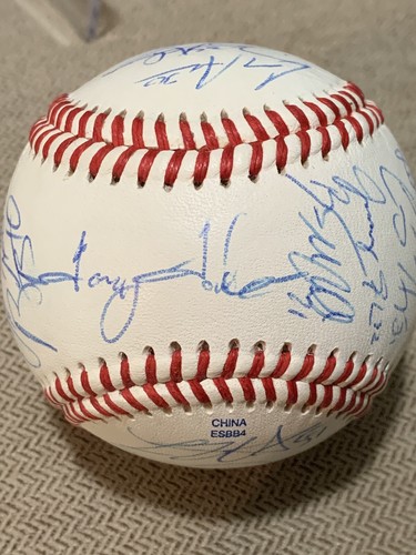 90s USA製 MLB NEW YORK YANKEES チームロゴ ペナント 楽天市場】Rawlings MLB オフィシャル チーム ロゴ ベースボール