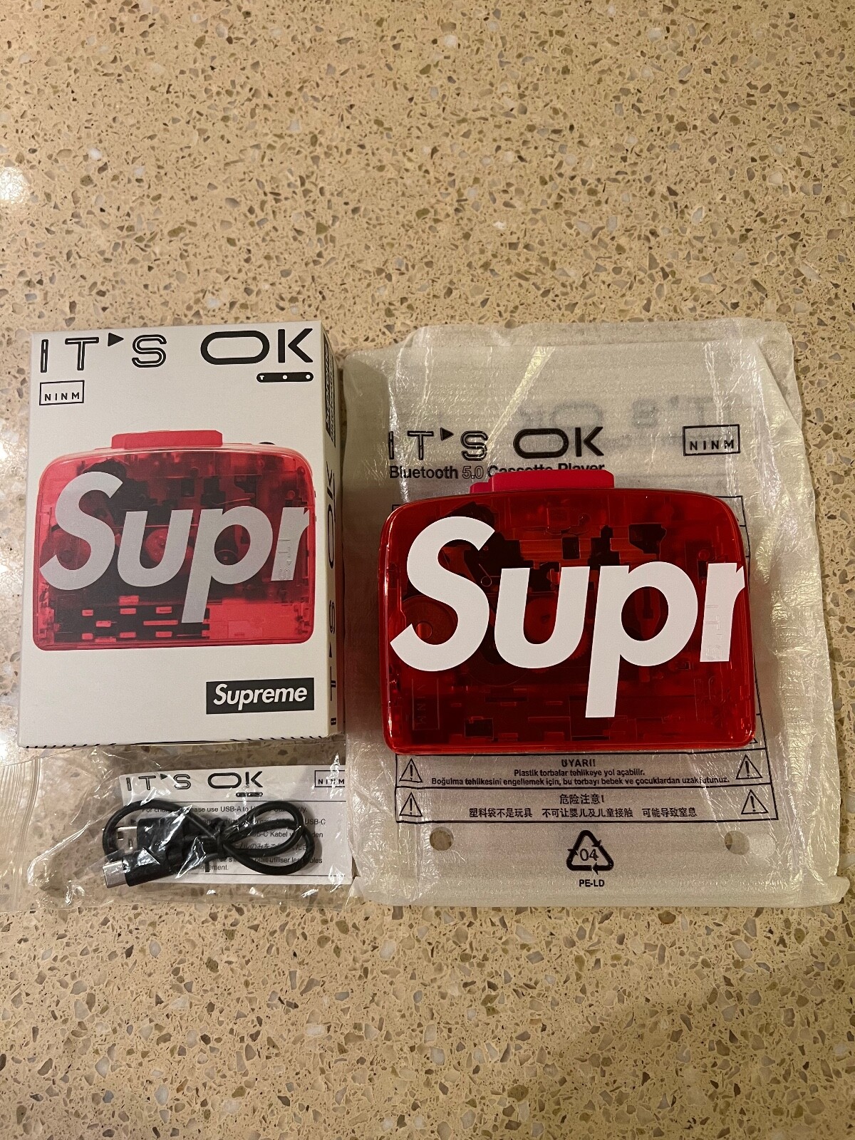 supreme it's ok too カセットプレイヤー シュプリーム Supreme IT'S OK TOO Cassette Player Red - SS22 - US