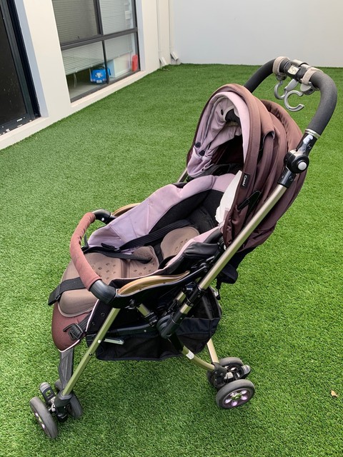combi miracle turn stroller