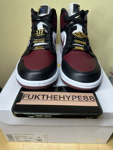 jordan womens mid se pendants goat