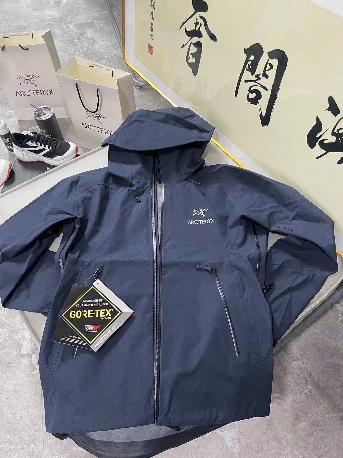 ARC 'TERyx Beta LT Lucky Blue Top Comfort ultra Lightweight ARC 'TERyx Beta LT Lucky Blue Top Comfort ultra Lightweight