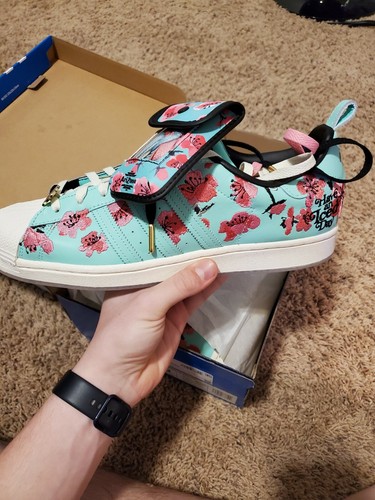 adidas superstars size 12