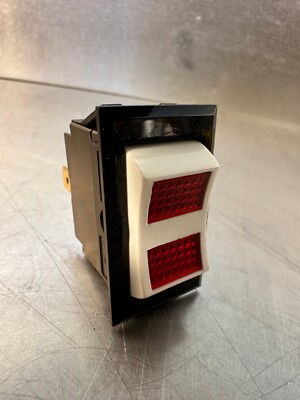 0851-2302 McGill switch Rocker 15A 125-277 Vac 3/4 H.P (4C-27)