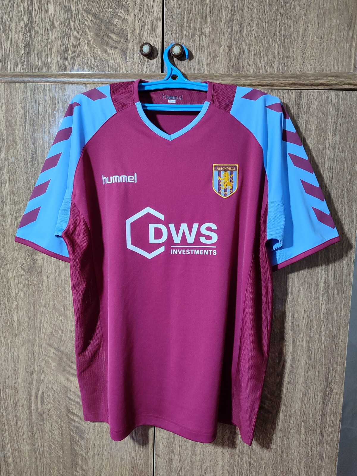 Aston Villa FC Hummel Football Shirt Home 2004/2005 Soccer Aston Villa FC Hummel Football Shirt Home 2004/2005 Soccer