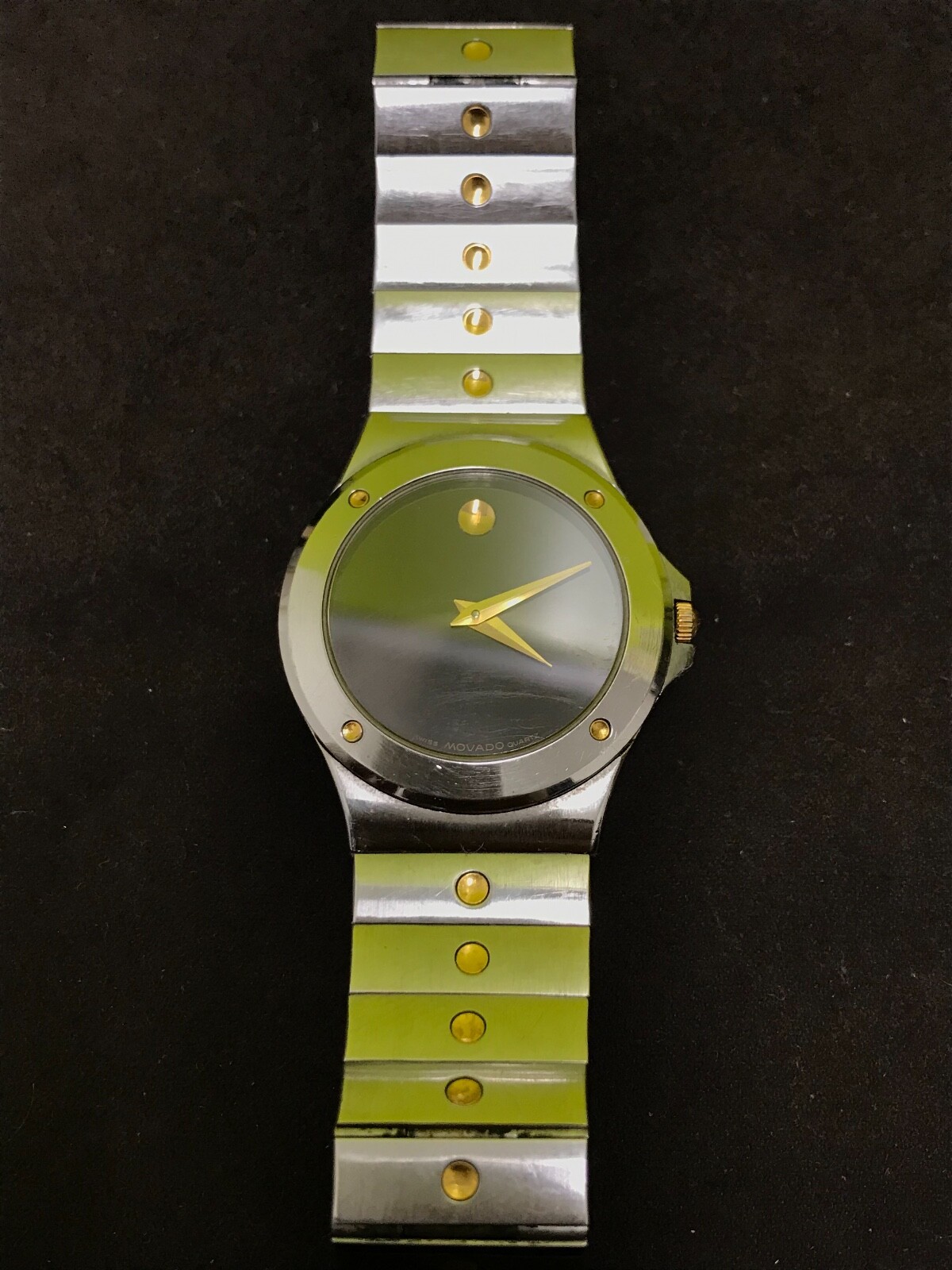 movado 86.65 877.02