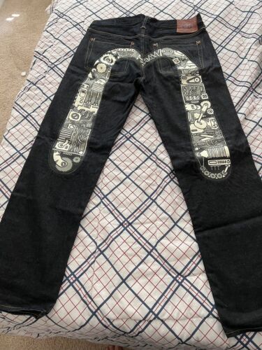 Mens EVISU Denim Jeans Size 36x34 Big Logo 2017 | eBay Mens EVISU Denim Jeans Size 36x34 Big Logo 2017 | eBay