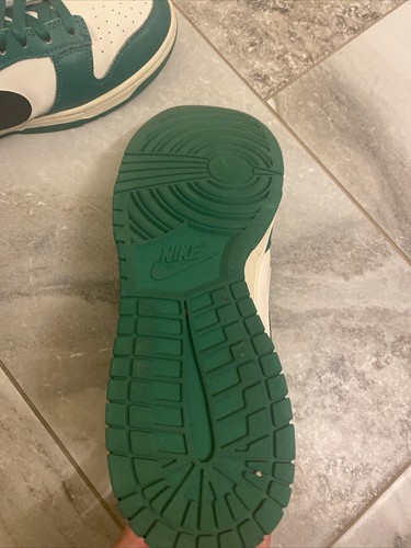 Nike Dunk Low  View 3