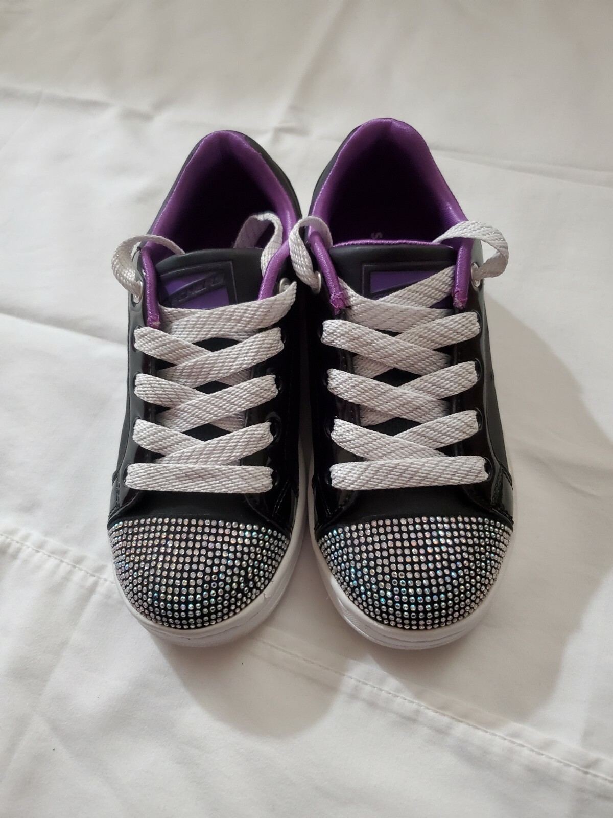 skechers girl shoes