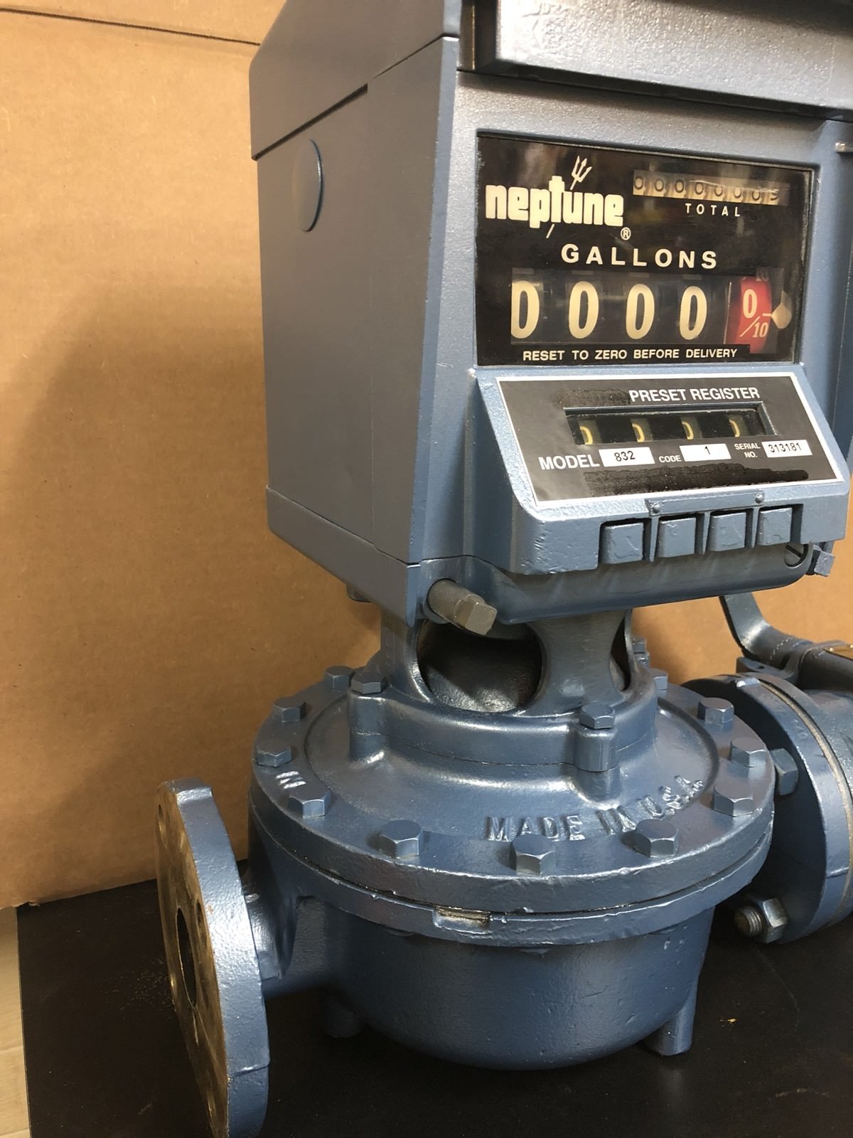 1-1/2'' Neptune Flow meter W/ Register Valve Seal coat water Oil Gas Fuel Brass