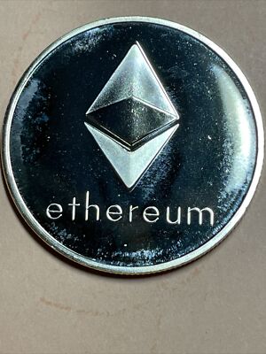 Cryptocurrency Ethereum commemorative medal in Golden color - Crypto Currency