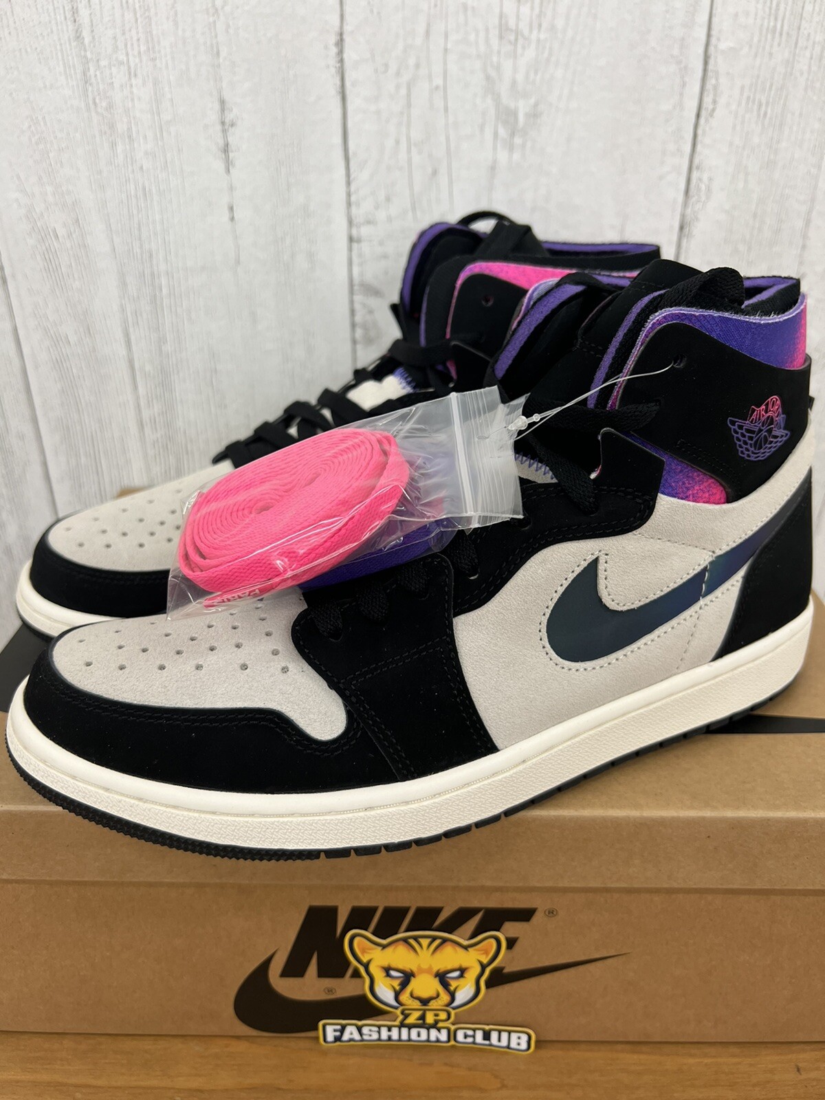 Nike Air Jordan 1 Zoom Air CMFT PSG Paris Saint Germain MENS Nike Air Jordan 1 Zoom Air CMFT PSG Paris Saint Germain MENS