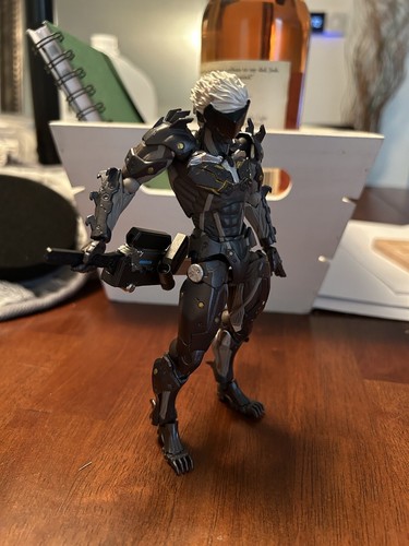 l Gear Rising: Revengeance　リトグラフ付き Metal Gear Rising: Revengeance リトグラフ付き - メルカリ