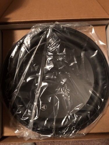 2 JL Audio 13W3v3-4 1-Way 13.5in. Car Subwoofer Please read