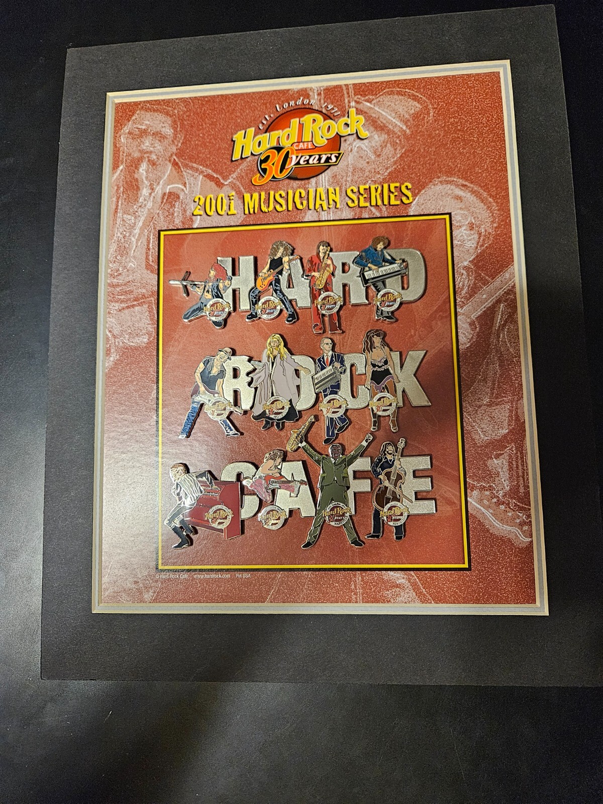 ピンズ・ピンバッジ・缶バッジ 2001 HARD ROCK CAFE UCW OSAKA STAFF PIN ピンズ・ピンバッジ・缶バッジ 2001 HARD ROCK CAFE UCW OSAKA