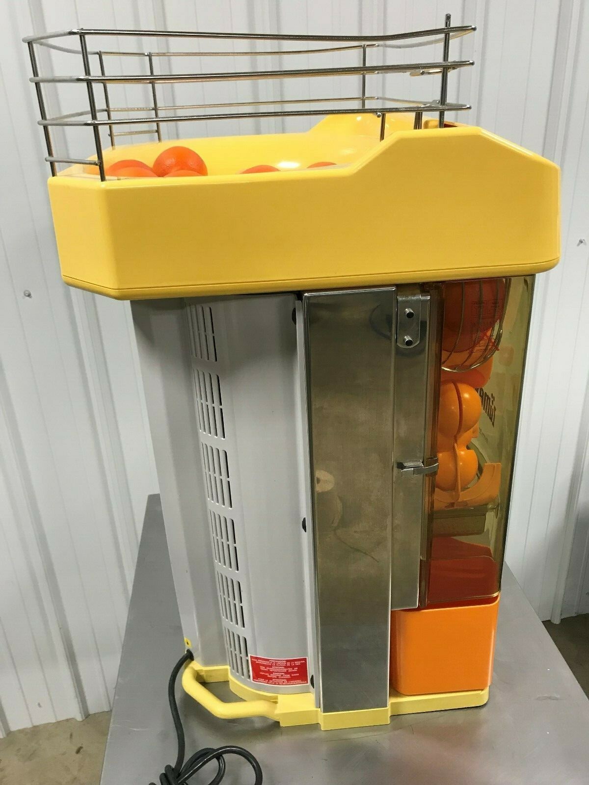 Zumex 200 Commercial Automatic Orange/Citrus Juicer 115v