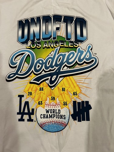【海外限定】NEW ERA LA Dodgers Logo T-Shirt 60586000_TSHIRT_GREENLOGOSELEC