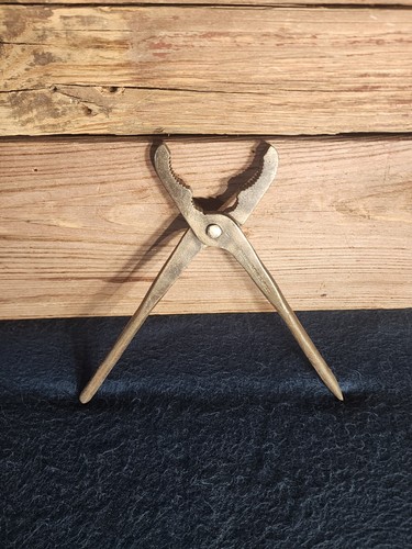 Vintage Gas Burner Pliers;  VAUGHAN & BUSHNELL MFG. Co.