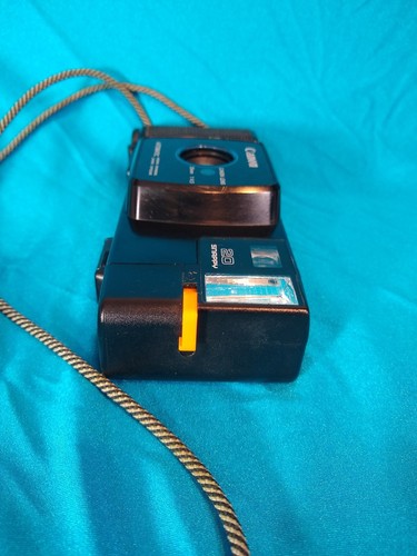 Canon Snappy 20 Point and Shoot FILM Camera VINTAGE CAMERA