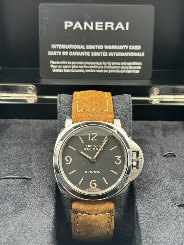 Panerai Luminor Base 8 Days PAM00914 Box & Papers 2022