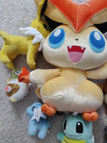 LARGE Lot POKEMON Plush Stuffed Toy Rayquaza Victini Squirtle Jolteon New Used