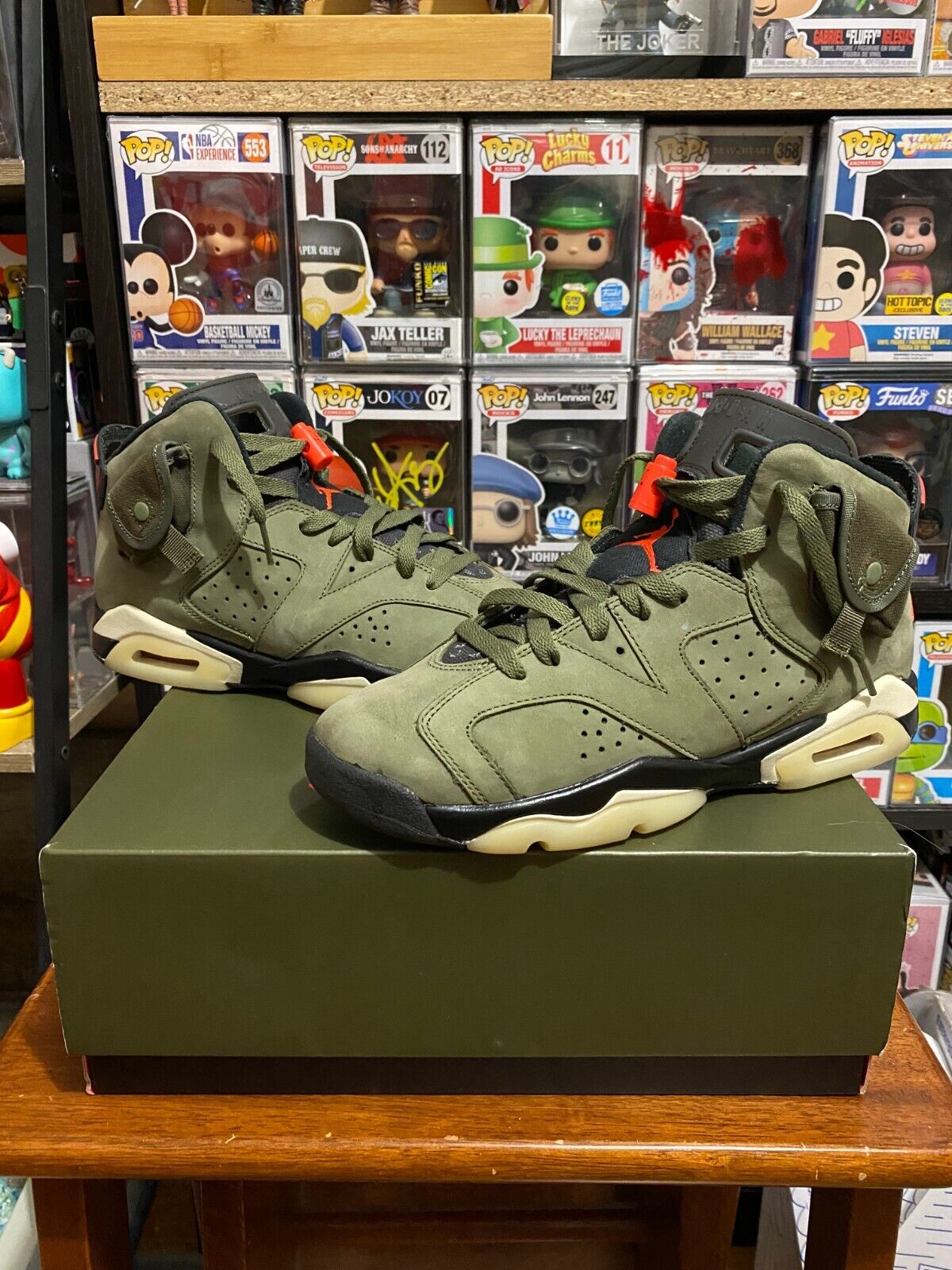 Nike Air Jordan 6 Retro Travis Scott Olive Sz 7 2019 GITD Nike Air Jordan 6 Retro Travis Scott Olive Sz 7 2019 GITD