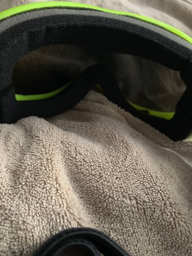 Feiyu Ski Goggles Green Wide View Brand New With Tags And Bag