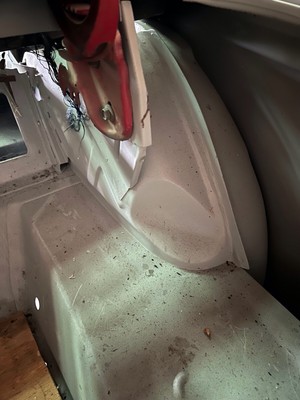 image 5 of interior