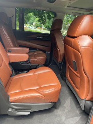 image 8 of interior