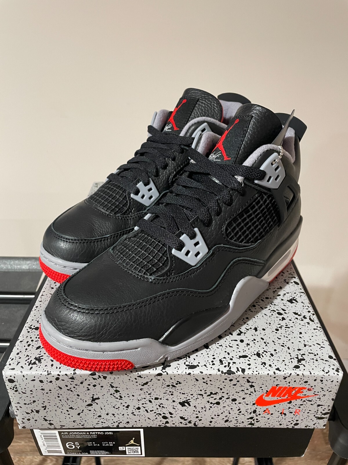 Jordan 4 Bred Reimagined Retro GS 6.5y / 8 Women FQ8213-006
