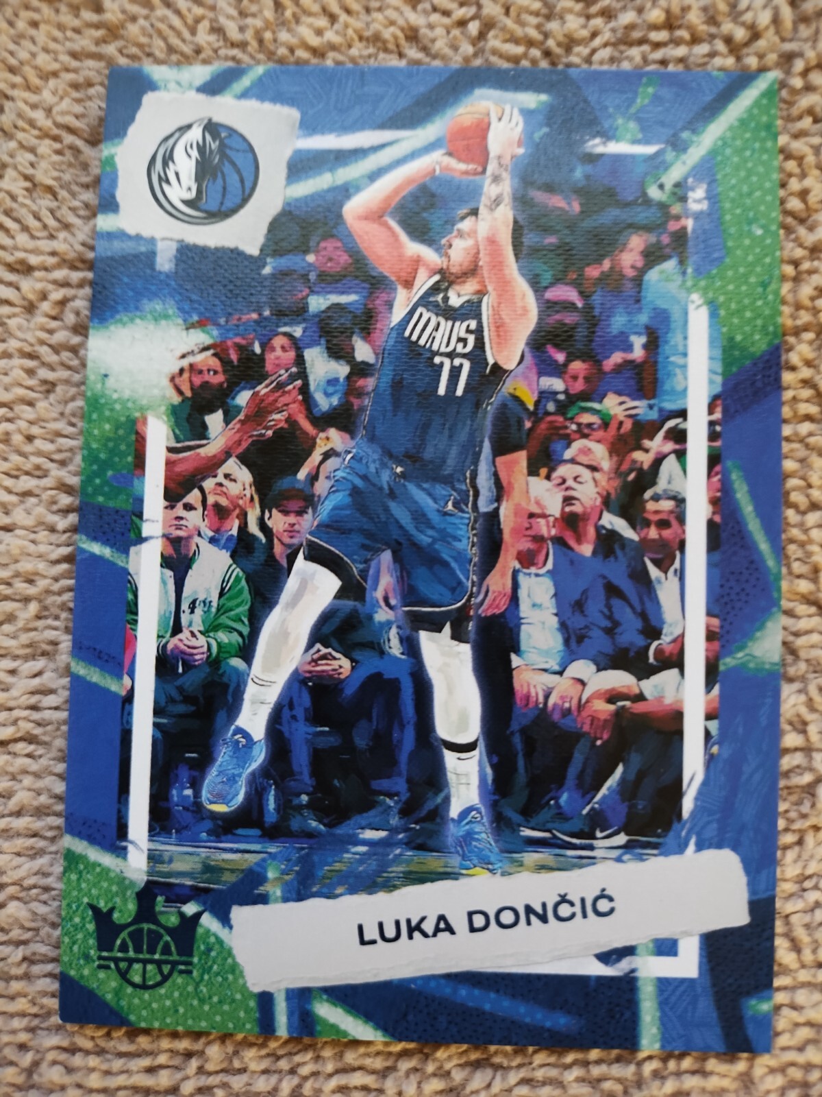 2022-23 LUKA DONCIC CROWN ROYALE BLUE #/99 | eBay