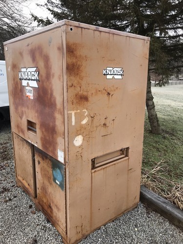 Knaack 119-01 Portable Field Station