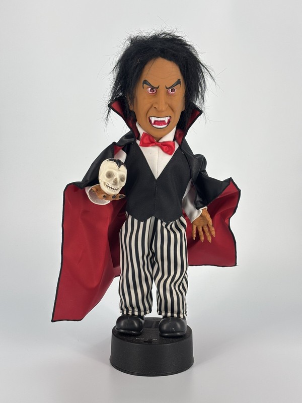 Vintage Telco Motionettes Vampire Halloween Dracula Figure Lights Sound 18"